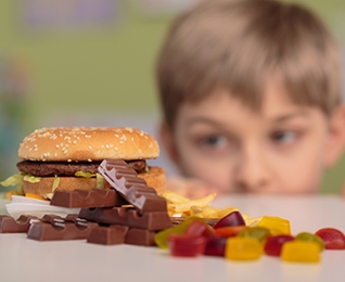 Brasil alerta sobre consequncias da m-nutrio e obesidade infantil